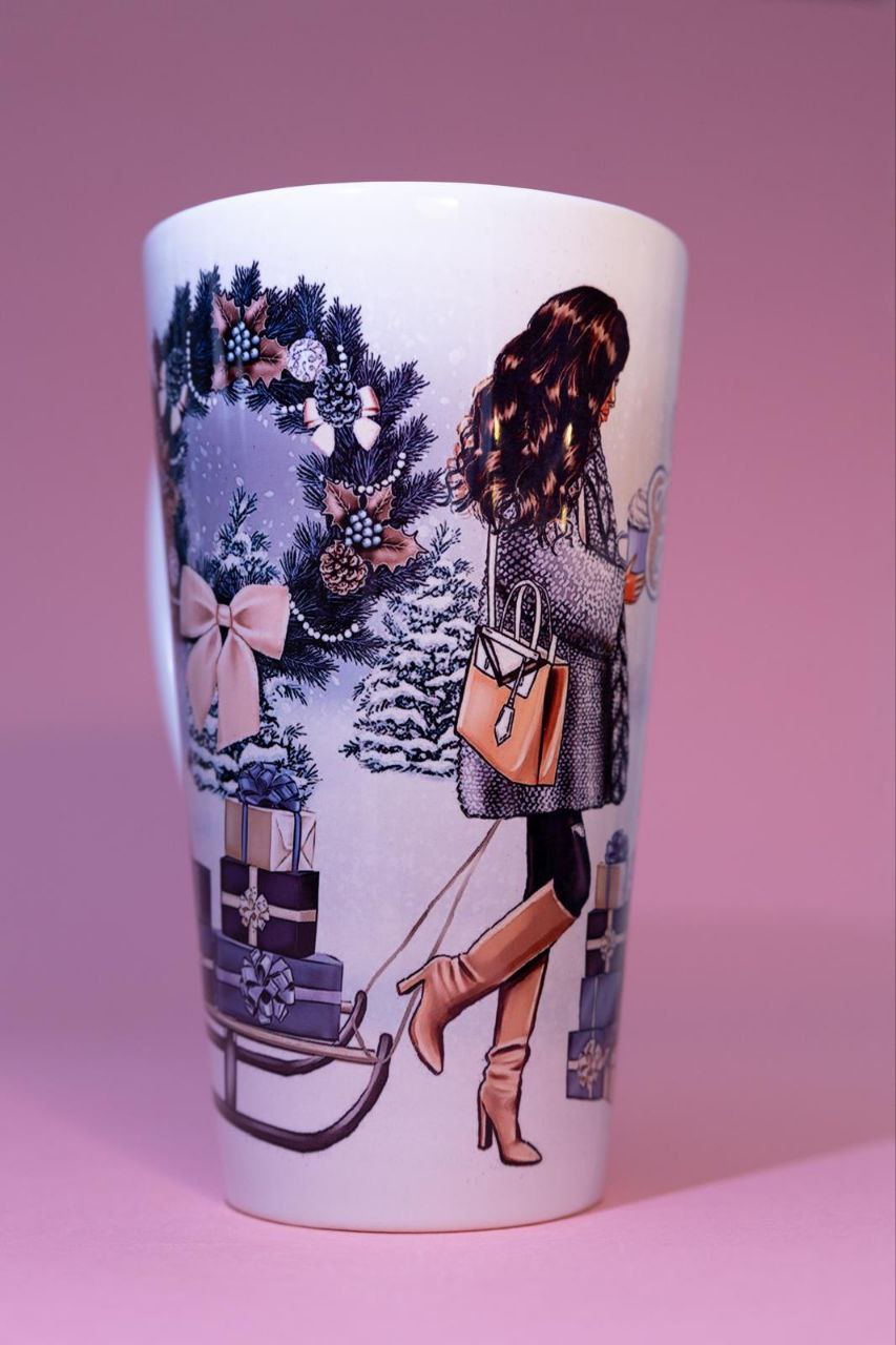 Latte puodelis,,Merry Christmas" Dovanos-rogutėse.